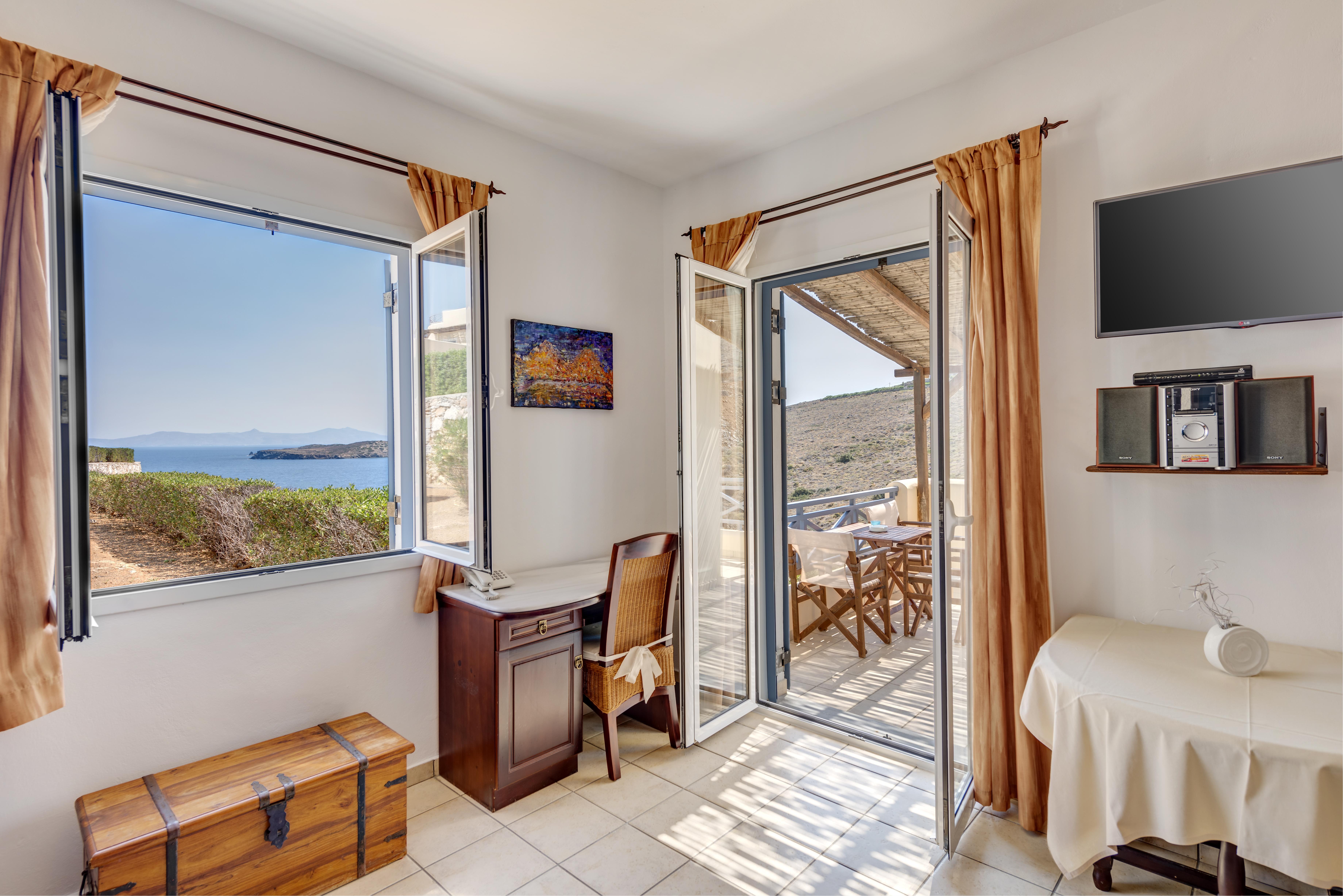 Sunrise Beach Suites Azolimnos Zewnętrze zdjęcie